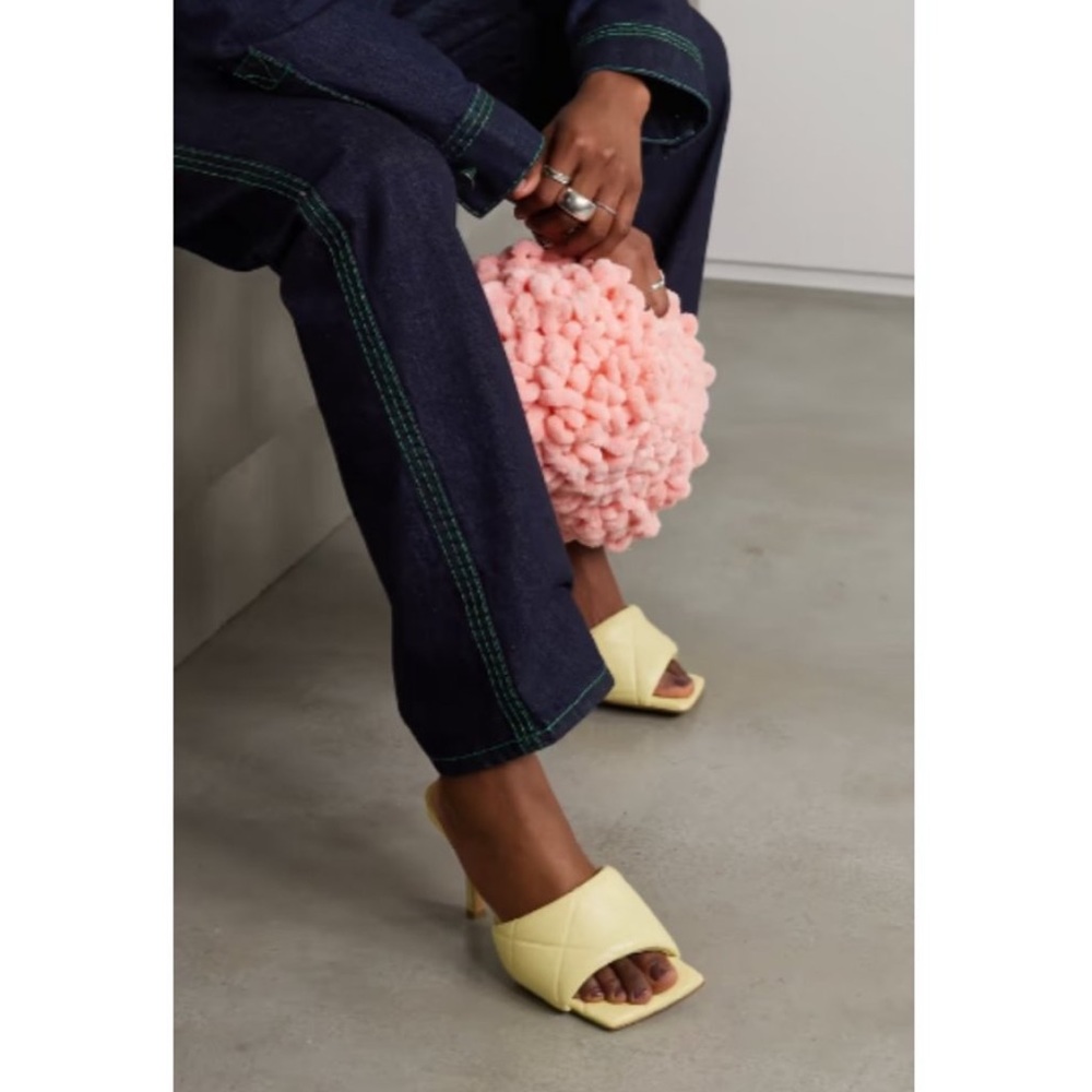 🔥BOTTEGA VENETA Lido - Picture 2 of 9